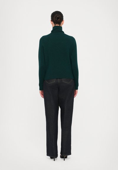 Victoria Beckham POLO NECK  - Jersey de punto - dark pine