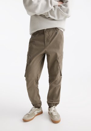 Cargo trousers - khaki