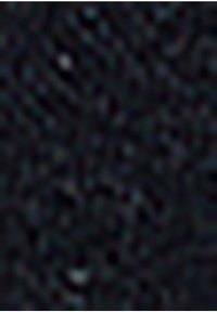 Motif sombre abstrait avec des formes tourbillonnantes irrégulières et des tons subtils de bleu et de vert sur fond noir.