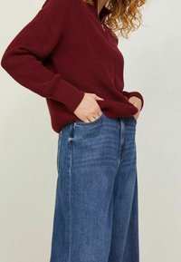 JJXX Sweter