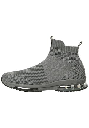 Sneakersy wysokie