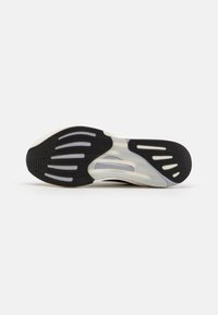 adidas Performance SUPERNOVA RISE - Zapatillas running asfalto - core black/core white/carbon