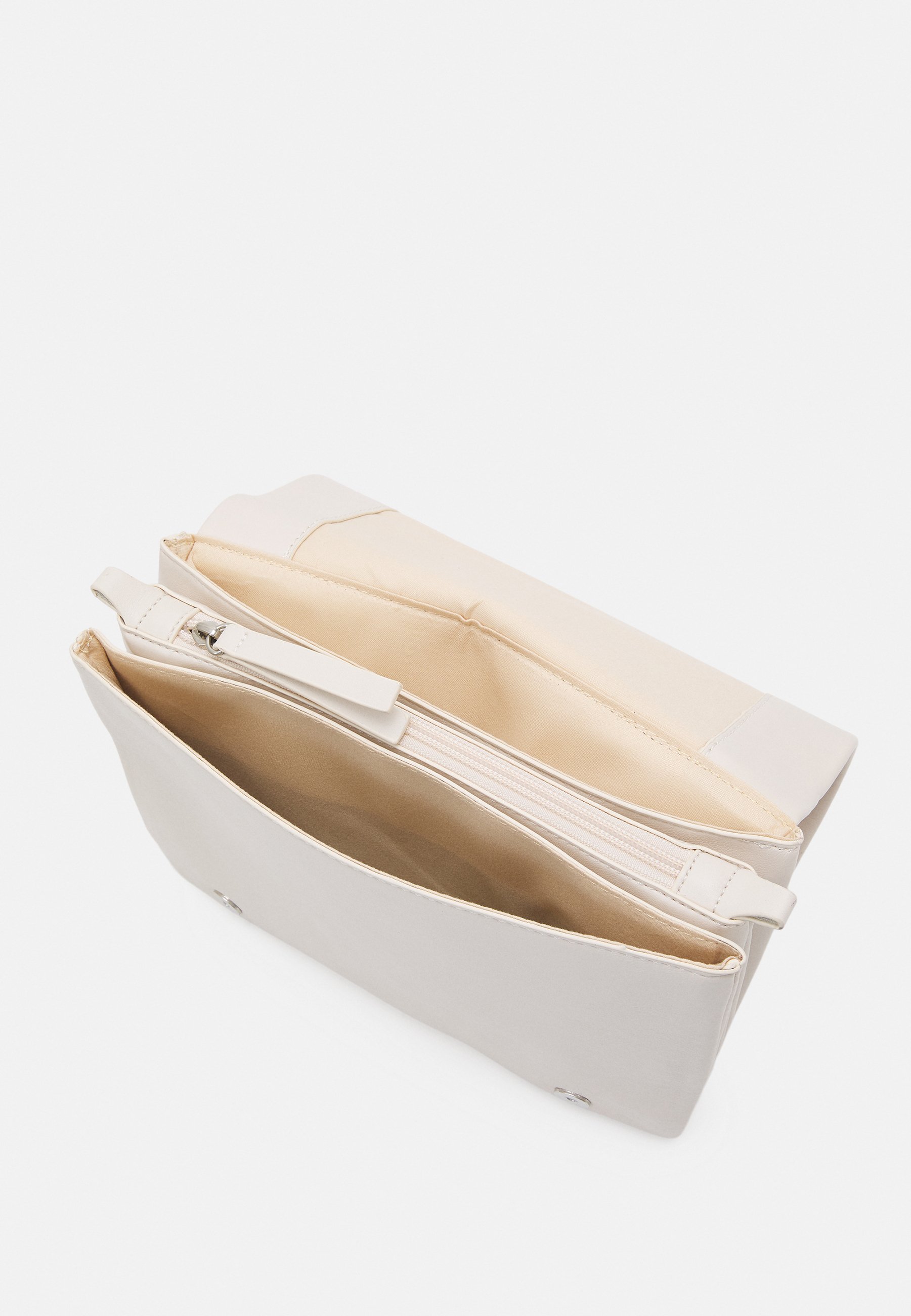 Tom Tailor Denim Ben Umhängetasche 25,5 cm Cross body modisch off white Tom Tailor Denim Ben Umhängetasche 25,5 cm Cross body modisch off white