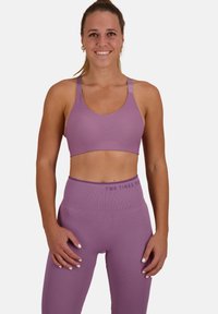 Unselected, orchid mist