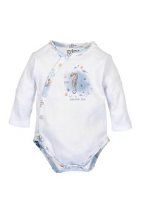 Biały body niemowlęce z długim rękawem, niebieskimi lamówkami, zatrzaskami oraz wzorem konika morskiego otoczonego rybkami i bąbelkami, z napisem "Fantastyczny dzień!".