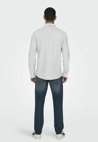 Only & Sons ONSCAIDEN STRIPE SHIRT - Camicia - dark green