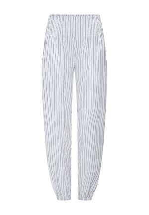 Hvide bukser med elastik i taljen og lodrette sorte nålestriber, samlet ved anklerne, designet til en afslappet og behagelig pasform.