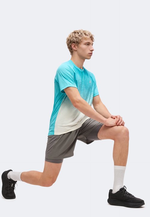 ASICS Camiseta de hombre Road Fade Ss Top Turquesa — photo 4