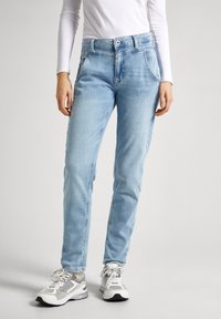 Džinsi ar taisnām starām - denim