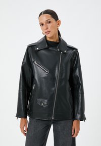 Imiteret læderjakke - black