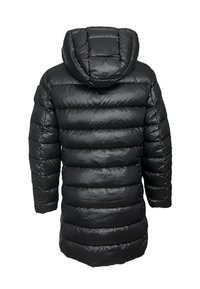 Sort pufferjakke med hætte, præget af et quiltet design og en blank overflade. Lange ærmer og en mellemlang pasform.