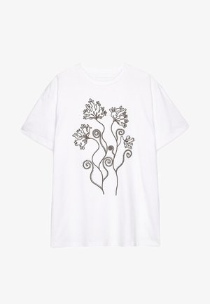 NA-KD, EMBROIDERED ROUND NECK - Tričko s potlačou - offwhite print