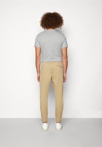 Levi's® JOGGER - Broek - harvest gold