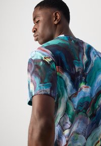 Scotch & Soda DIGITAL - Marškinėliai su spaudiniu - multi colour