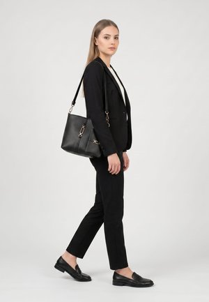 Emily & Noah, EMILY & NOAH UMHÄNGETASCHE E&N LEWE - Bolso de mano - black