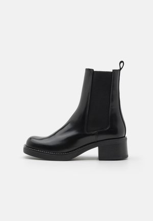 LEATHER - Gležnjače s platformom - black