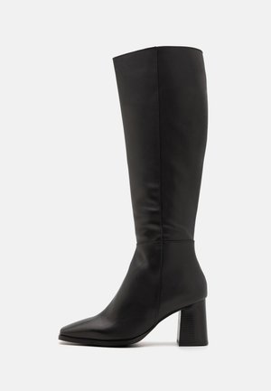 Høje støvler/ Støvler - black