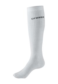 Knielange weiße Socken mit gerippter Textur und einem schwarz auf der Oberseite bedruckten Logo. Das Material scheint dehnbar und atmungsaktiv zu sein.