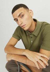 Jack & Jones PREMIUM SANDRI jasny brąz