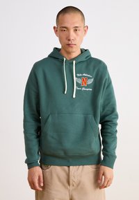 Nike Sportswear CLUB - Sweatshirt - vintage green
