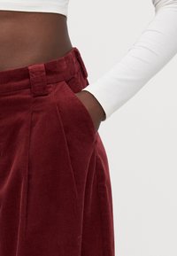 ONLY Tall ONLSVEA NESSA CORD WIDE  - Broek - cabernet