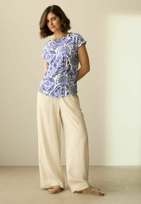 Next ROUND NECK CAP SLEEVE - REGULAR FIT - T-shirt med print - blue tile print