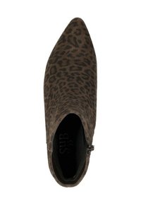 Puntige enkelboot in bruin suede met een luipaardprint. Voorzien van een rits aan de zijkant voor sluiting. Interieur heeft een merkteken.