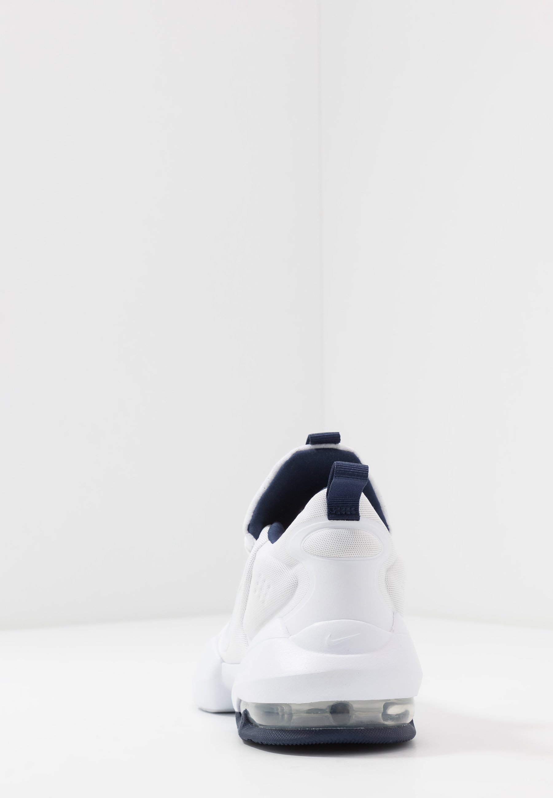 Nike Performance AIR MAX ALPHA SAVAGE Treningssko white Nike Performance AIR MAX ALPHA SAVAGE Treningssko wolf