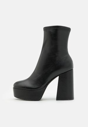 High Heel Stiefelette - black