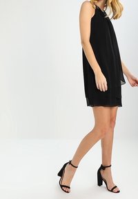 Esprit Collection Koktejlové šaty / šaty na párty - black