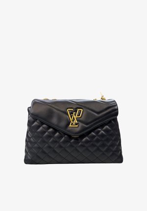 Borsa a tracolla nera in pelle trapuntata con un accento del logo dorato, caratterizzata da una chiusura a patta e una sezione superiore liscia. Motivo a diamante testurizzato sul corpo.