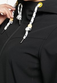 Schmuddelwedda Outdoorjacka - black