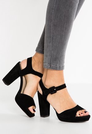 Pier One High Heel Sandalette - black