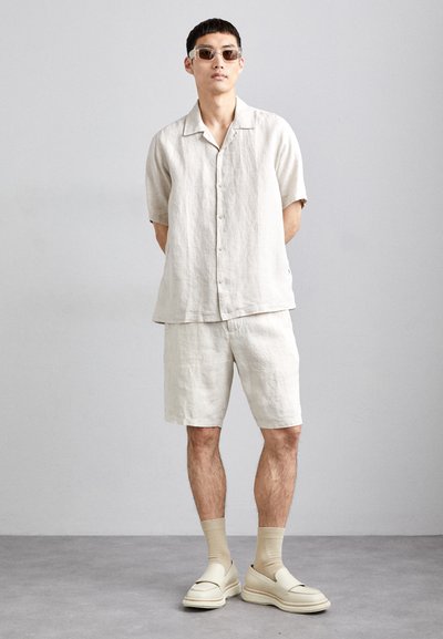 NN.07 SEB - Short - beige