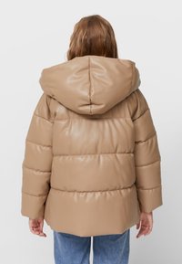 Stradivarius Vinterfrakke - beige