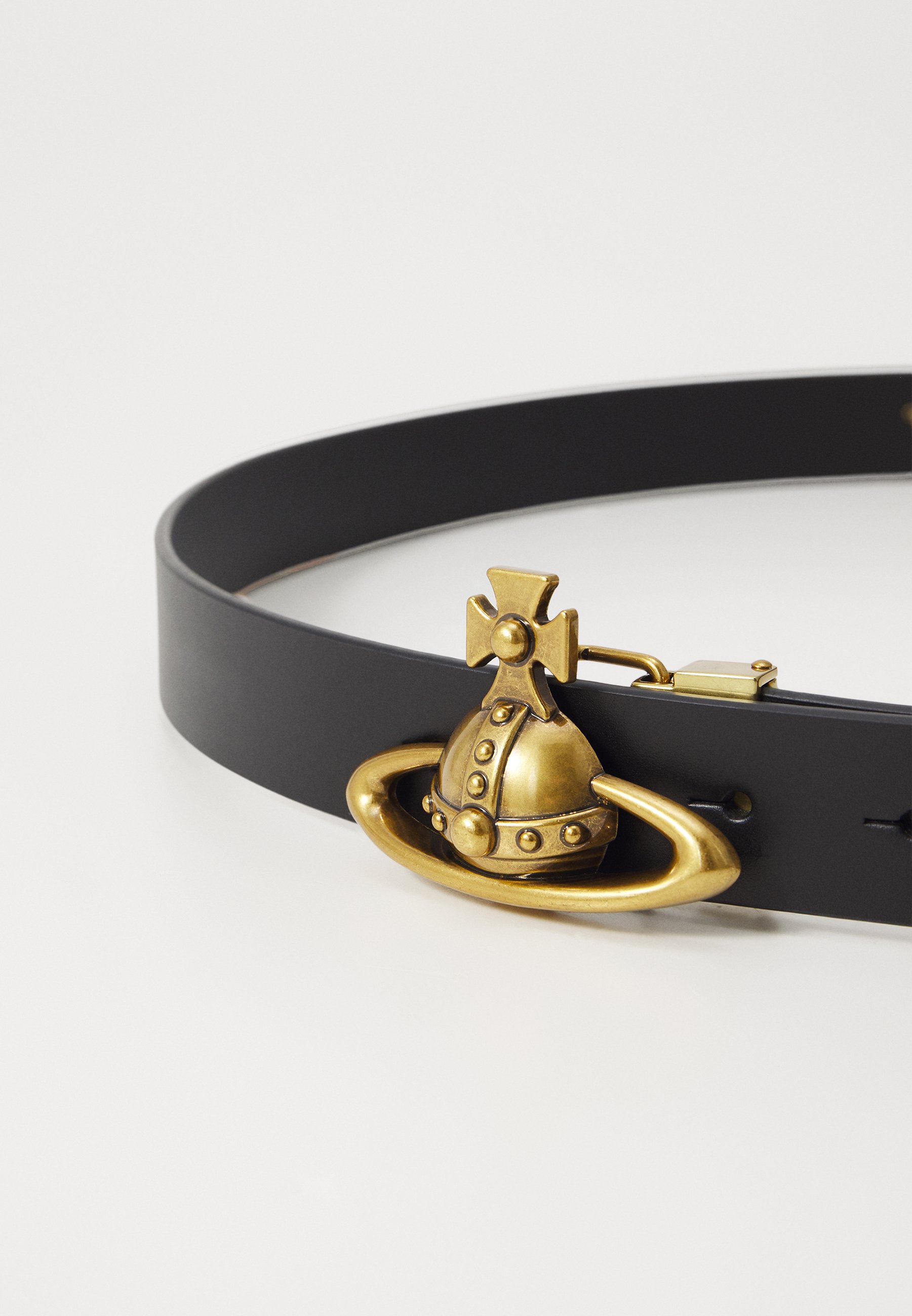 Vivienne Westwood ブラックベルト Vivienne Westwood Orb Buckle Belt | Palladium Black | Maudes
