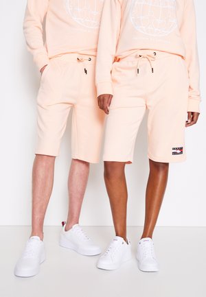 ONE PLANET UNISEX - Short - delicate peach