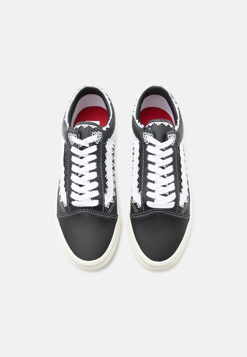 Vans PREMIUM OLD SKOOL - Tenisky - black/white