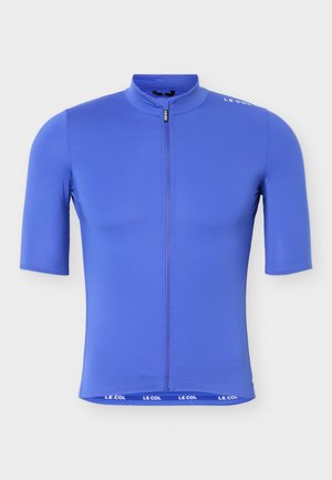 Maglia da ciclismo a maniche corte di colore blu brillante con cerniera frontale e marchio "Le Col" su collo, spalla e orlo inferiore.