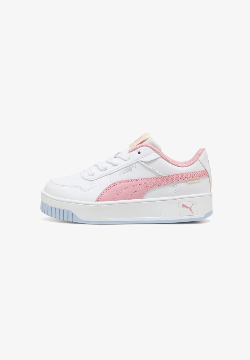 Valged tennisjalatsid roosa aktsendiga, tekstuuriga nahk ja siledad kattekihtid, paks valge tallaga, millel on helesinine äär, külgedel Puma logo.