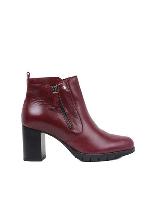 Sandra Fontán Botines - burgundy