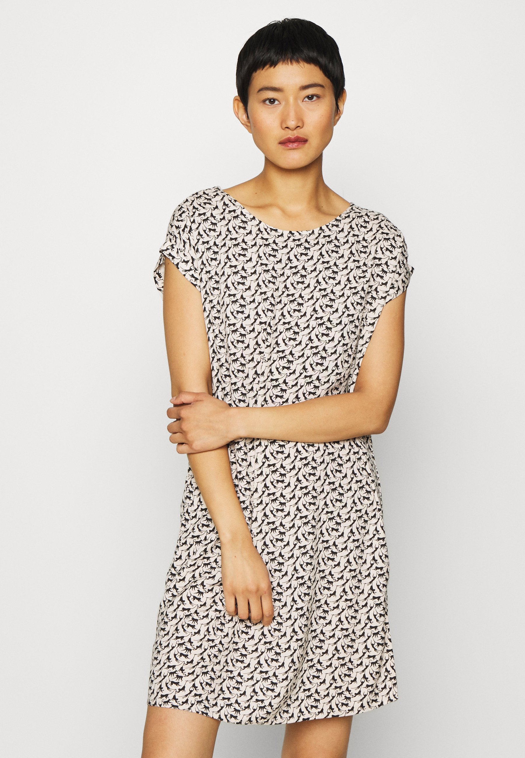 TOM TAILOR DRESS STYLE Kjole vanilla Zalando.no TOM TAILOR DRESS STYLE - Kjole - vanilla