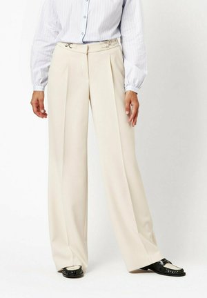 TONI, STYLE LUISA - Trousers - light beige