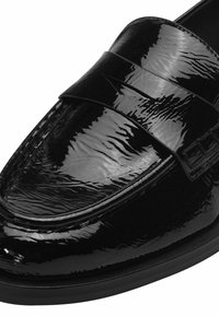 Tamaris Slip-ons - black patent