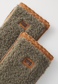 UGG UGGFLUFF SCALLOPED MITTEN - Muffole - moss green