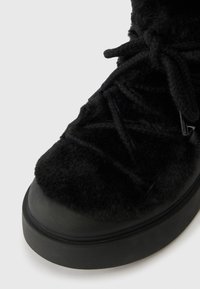 Even&Odd Suvarstomi aulinukai - black