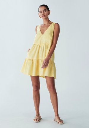 CARLISLE - Hverdagskjole - powder yellow