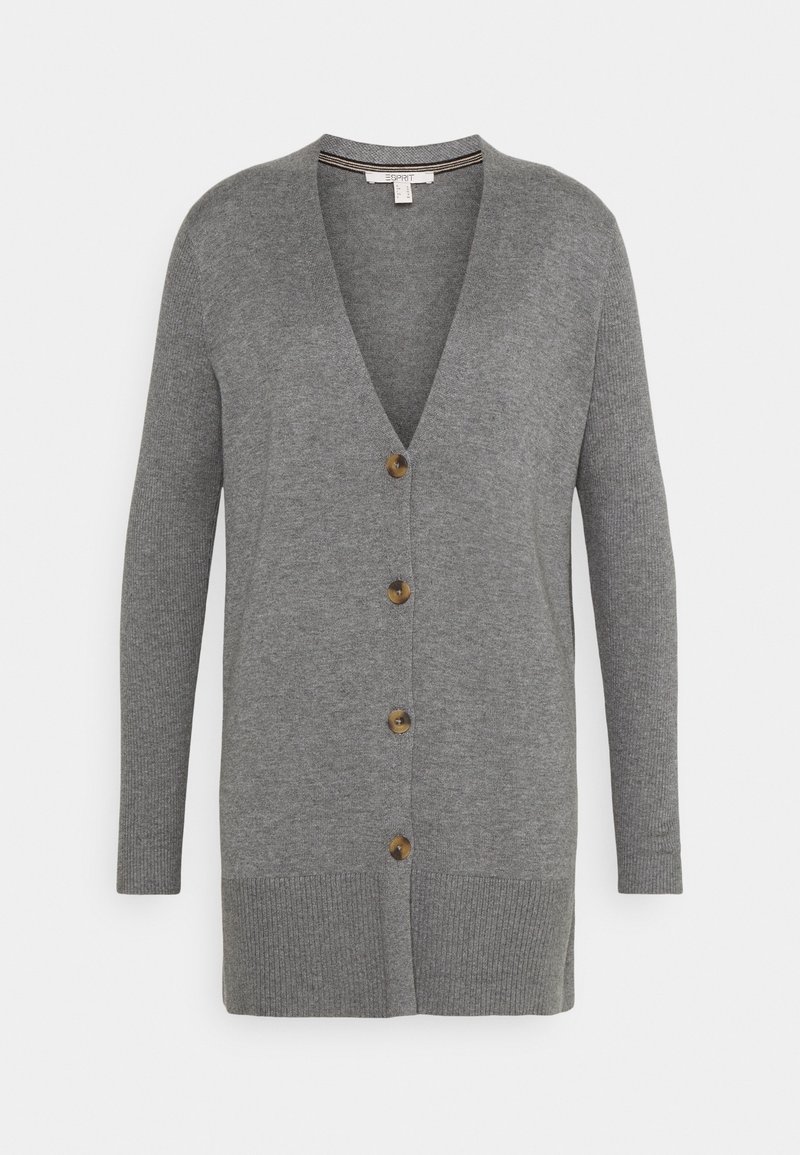 Long cardigan en maille grise avec col en V, quatre boutons marron sur le devant, et poignets et ourlet côtelés.