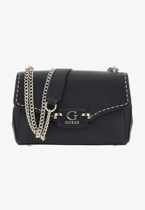 Sac à main en cuir noir avec un rabat pliable, quincaillerie dorée, bandoulière en chaîne et accents cousus. Dispose d'une plaque de logo à l'avant.