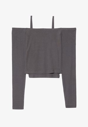 Grijze off-the-shoulder top met lange mouwen, gemaakt van zachte stof; heeft dunne banden en een cropped ontwerp met een soepele textuur.